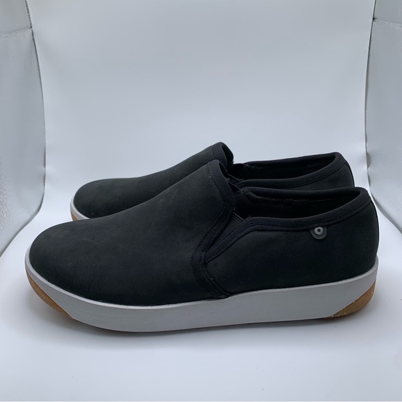 Bogs Kicker Slip-On Elastic Leather Flat sneakers slip on black size8.5 F14 1299 - Picture 2 of 11